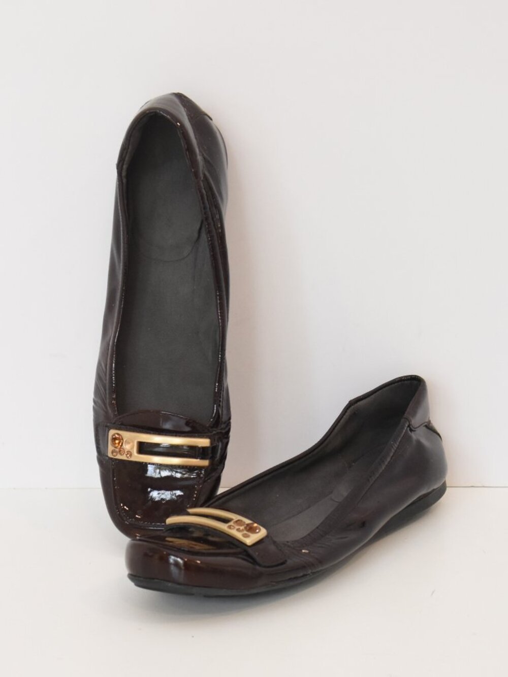 Stuart Weitzman Brown Patent Leather Ballet Flats Gold Buckle Size 6.5 M